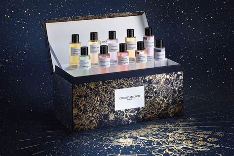 dior fragrance discovery set.